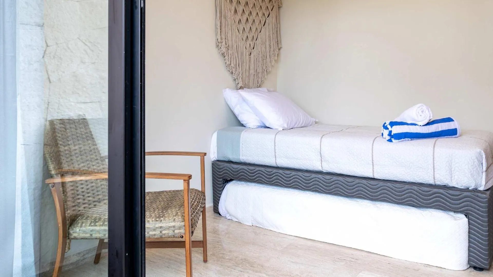 Pool & Rooftop In Tulum 2 Bedrooms Apartment 0*,